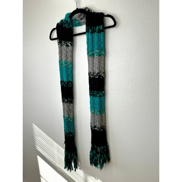 Billabong Black Gray & Teal Knit Scarf with Fringe OS - Picture 3 of 8